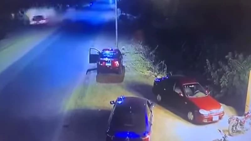 بالفيديو.. لحظة انقلاب سيارة تقل عروسين في مصرف