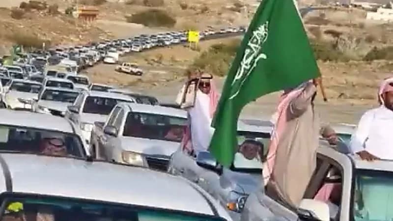 بالفيديو .. استقبال حاشد للأسير "أحمد عسيري" بمحايل بعد الإفراج عنه