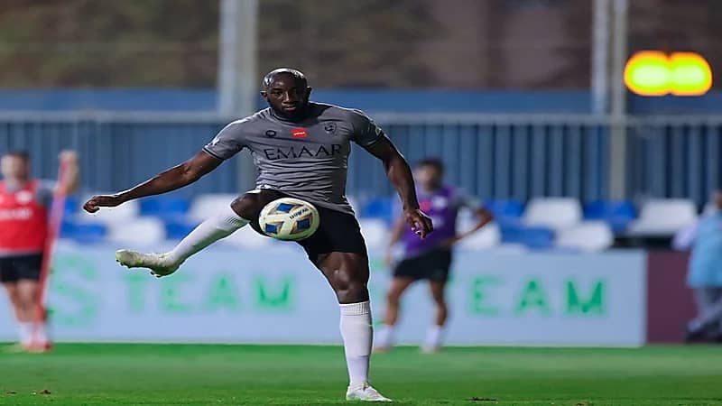 الهلال يستأنف تدريباته بعدما منحهم الجهاز الفني راحة يومين "صور"