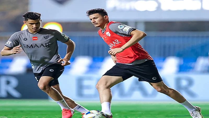 الهلال يواصل تدريباته الاعتيادية تأهبا لاستئناف منافسات الموسم "صور"