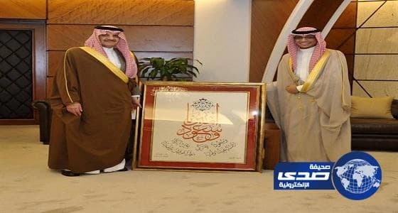 الفراج: يشيد بالشاعر حيدر العبدالله بعد سخريته منه .. والأخير: سبحان مقلب القلوب