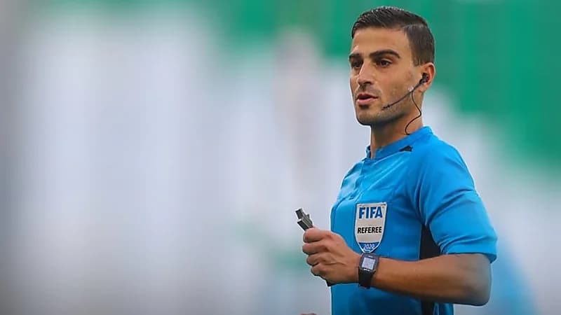 حطاب يدير مباراة السعودية وعمان ضمن تصفيات كأس العالم