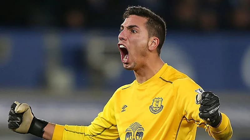 القادسية يتعاقد مع حارس ليدز يونايتد