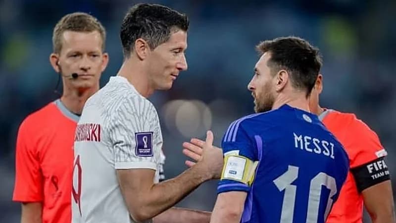 ميسي يكشف سبب مشاجرته مع ليفاندوفسكي في مونديال قطر