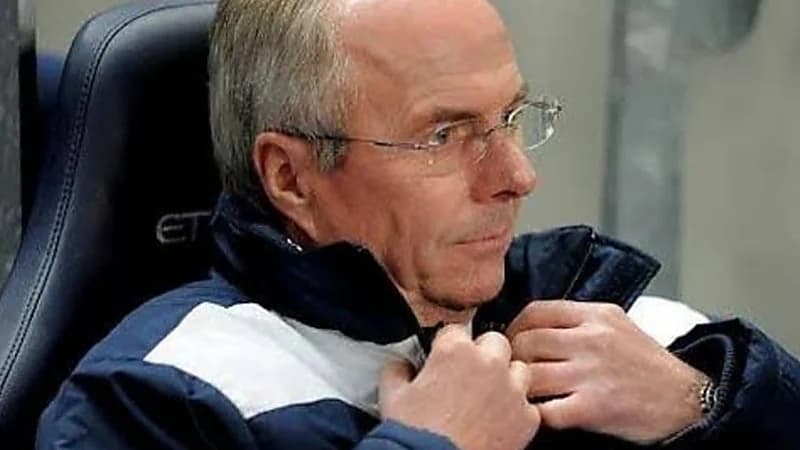 مدرب إنجلترا يعلن إصابته بالسرطان