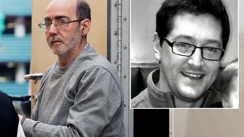 مدير مدرسة يهاجم نائبه بمطرقة بسبب علاقة عاطفية