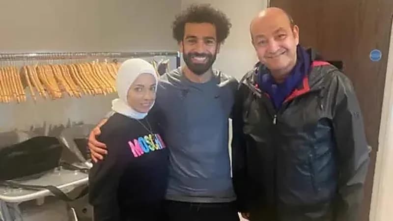 عمرو أديب يشيد بتجديد عقد صلاح مع ليفربول: بيستثمر في تاريخه وإرثه