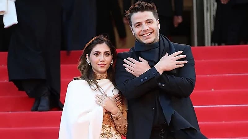 الثنائي أنس مروة وأصالة يوجهان رسالة امتنان لولي العهد من مهرجان كان