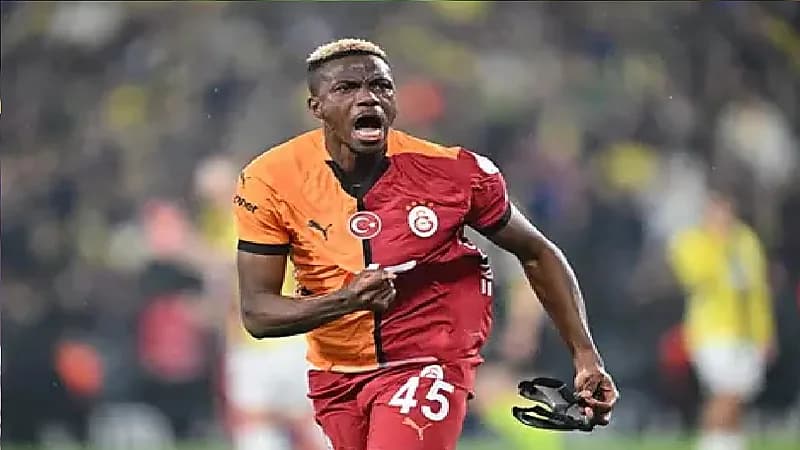 غلطة سراي يجدد محاولاته لضم أوسيمين بعد رفض عرض الهلال