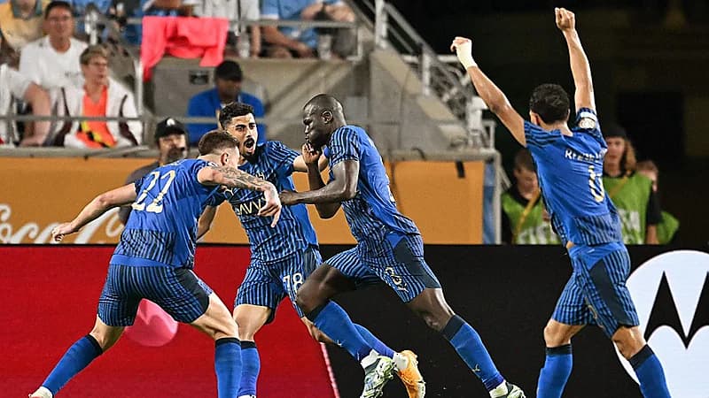 هلال السعودية يقصي أقوى فرق العالم من المونديال
