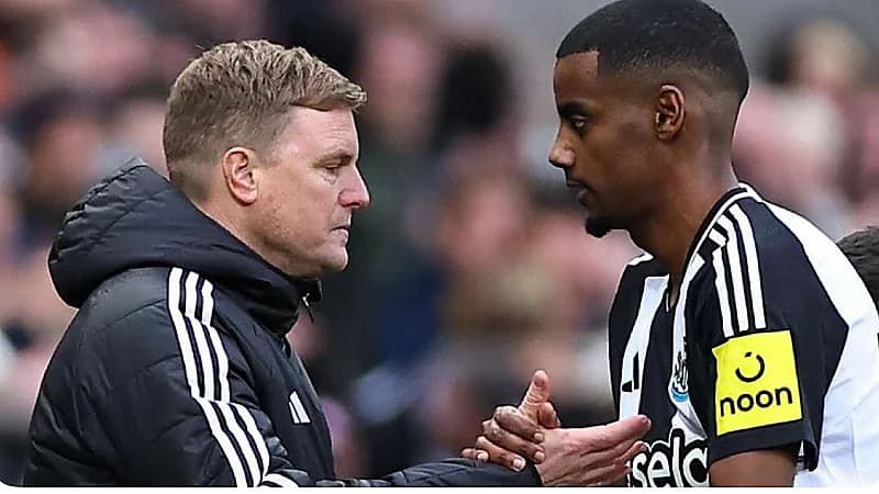 ألكسندر إيزاك خارج حسابات نيوكاسل أمام أستون فيلا