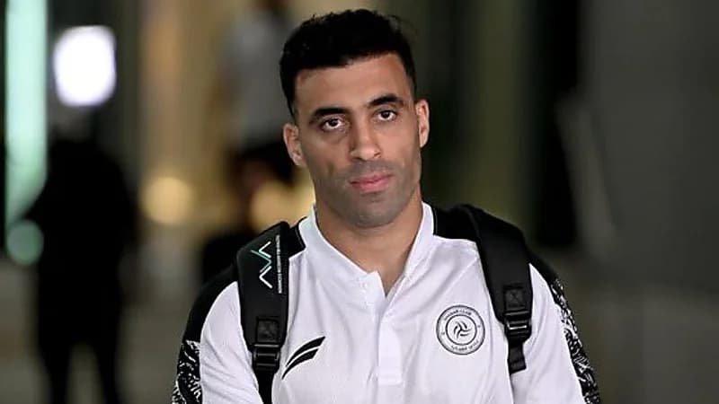 ألغواسيل يطلب رحيل حمدالله وإدارة الشباب تصطدم بعقبة الرواتب الضخمة