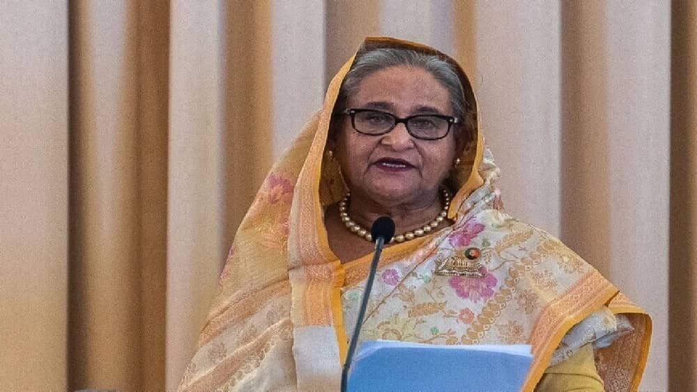 الشيخة حسينة: قرار الإعدام سياسي وصادر عن جهة بلا شرعية