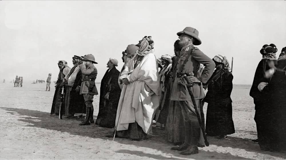 صور تاريخية تظهر الملك عبدالعزيز في البصرة عام 1334هـ