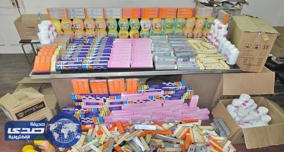 جمارك مطار القاهرة تحبط محاولة تهريب أدوية بنصف مليون جنيه