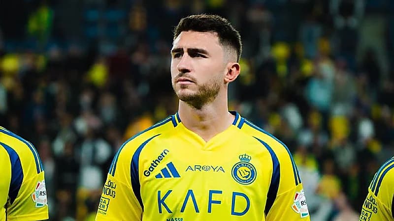 صفقة لابورت تتعثر وبشيكتاش ينتظر الرد النهائي