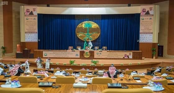 تفاصيل.. تكريم الشخصيات الثقافية خلال ندوة " الأمير سعود الفيصل رحمه الله" في الجنادرية 32