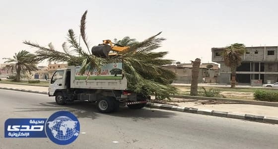 «بلدية بقيق» بالدمام تحصر الأضرار الناتجة عن موجة الغبار