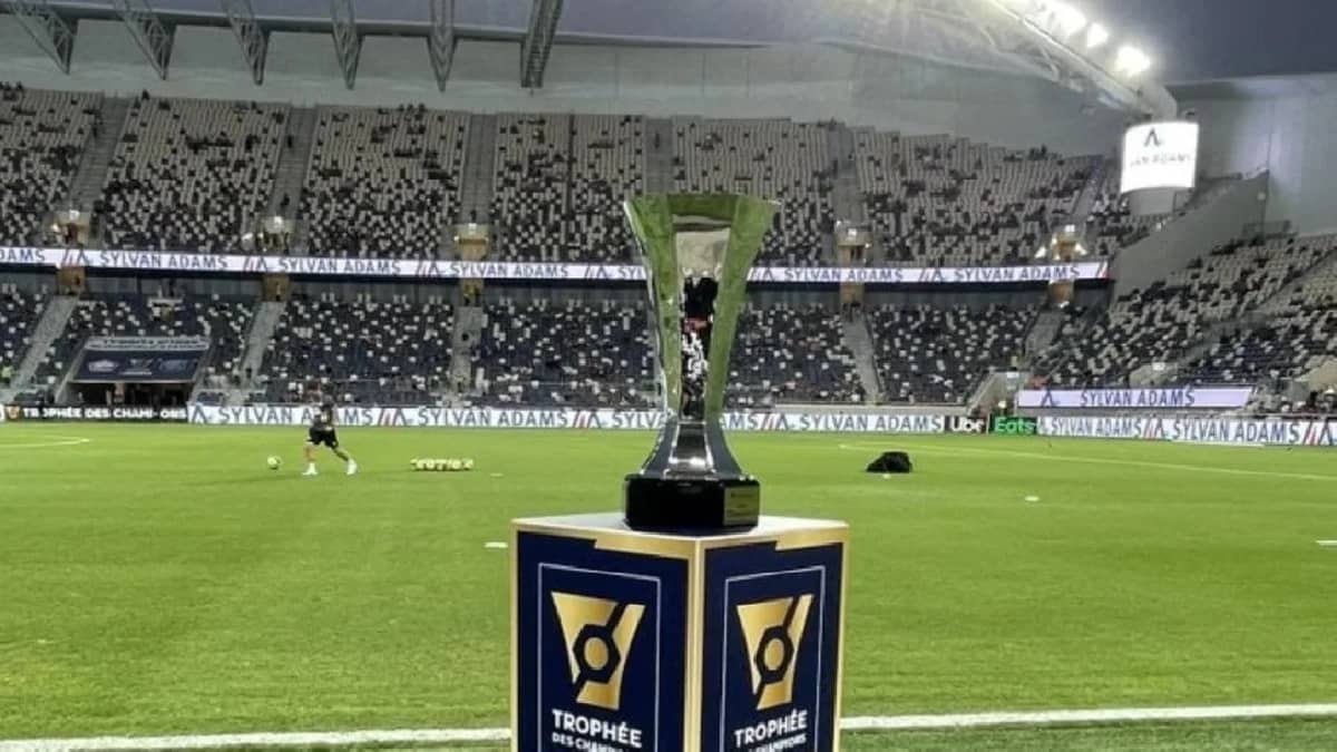 الكويت تستضيف السوبر الفرنسي بين باريس ومرسيليا