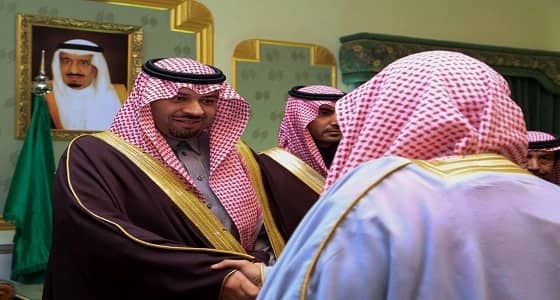 بالصور.. الأمير فيصل بن خالد بن سلطان يلتقي أهالي منطقة الحدود الشمالية